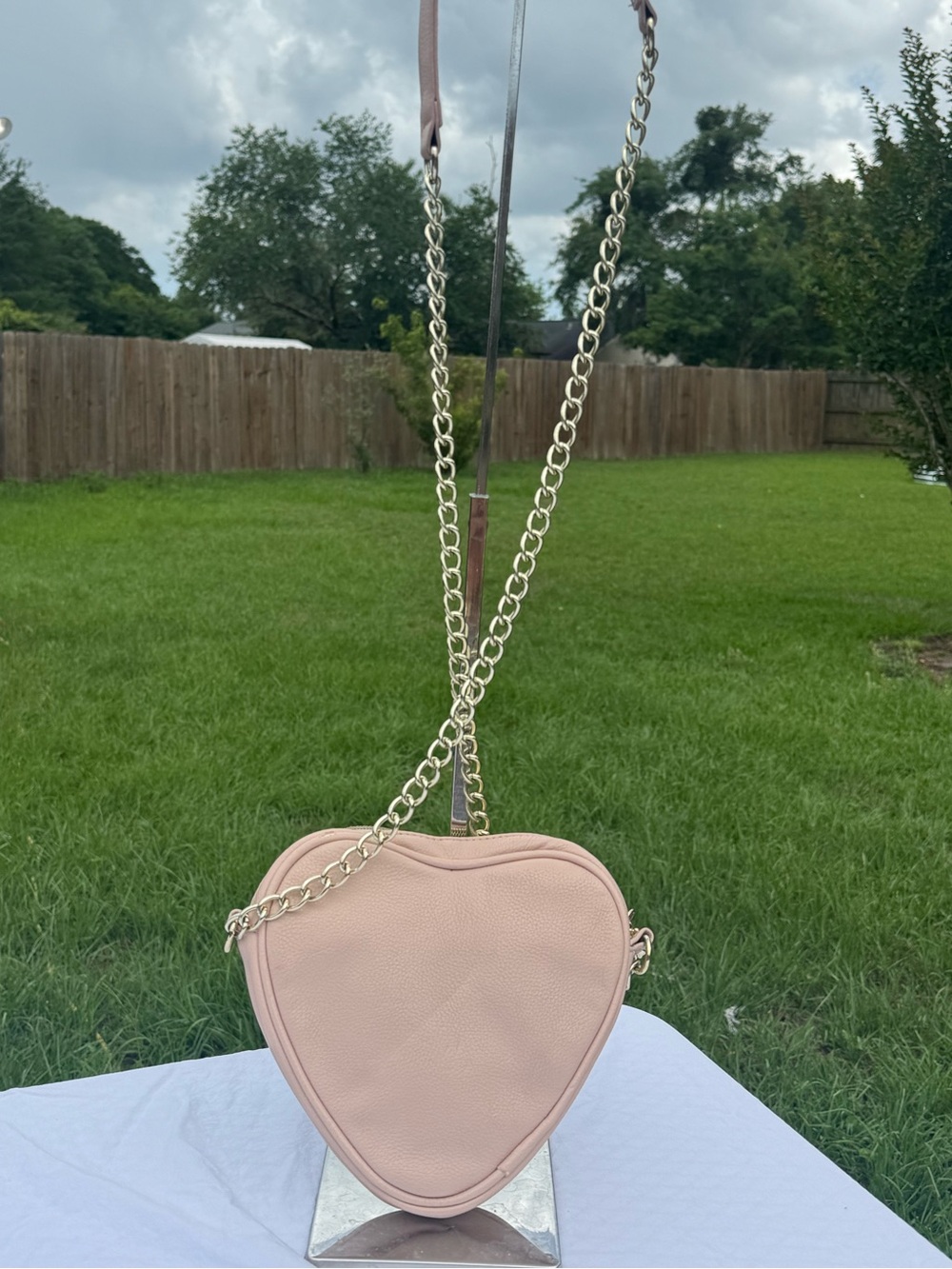 Betsey Johnson Fairy Dust Sequin Heart Crossbody - Picture 2 of 12
